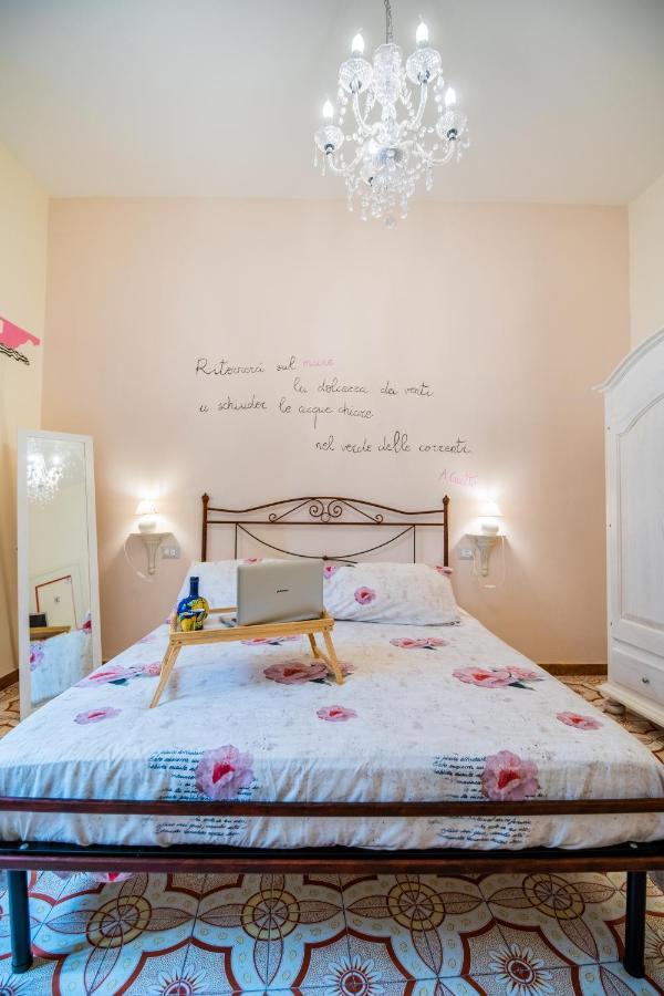 Terre Dipinte Bed and Breakfast Σαλέρνο Εξωτερικό φωτογραφία